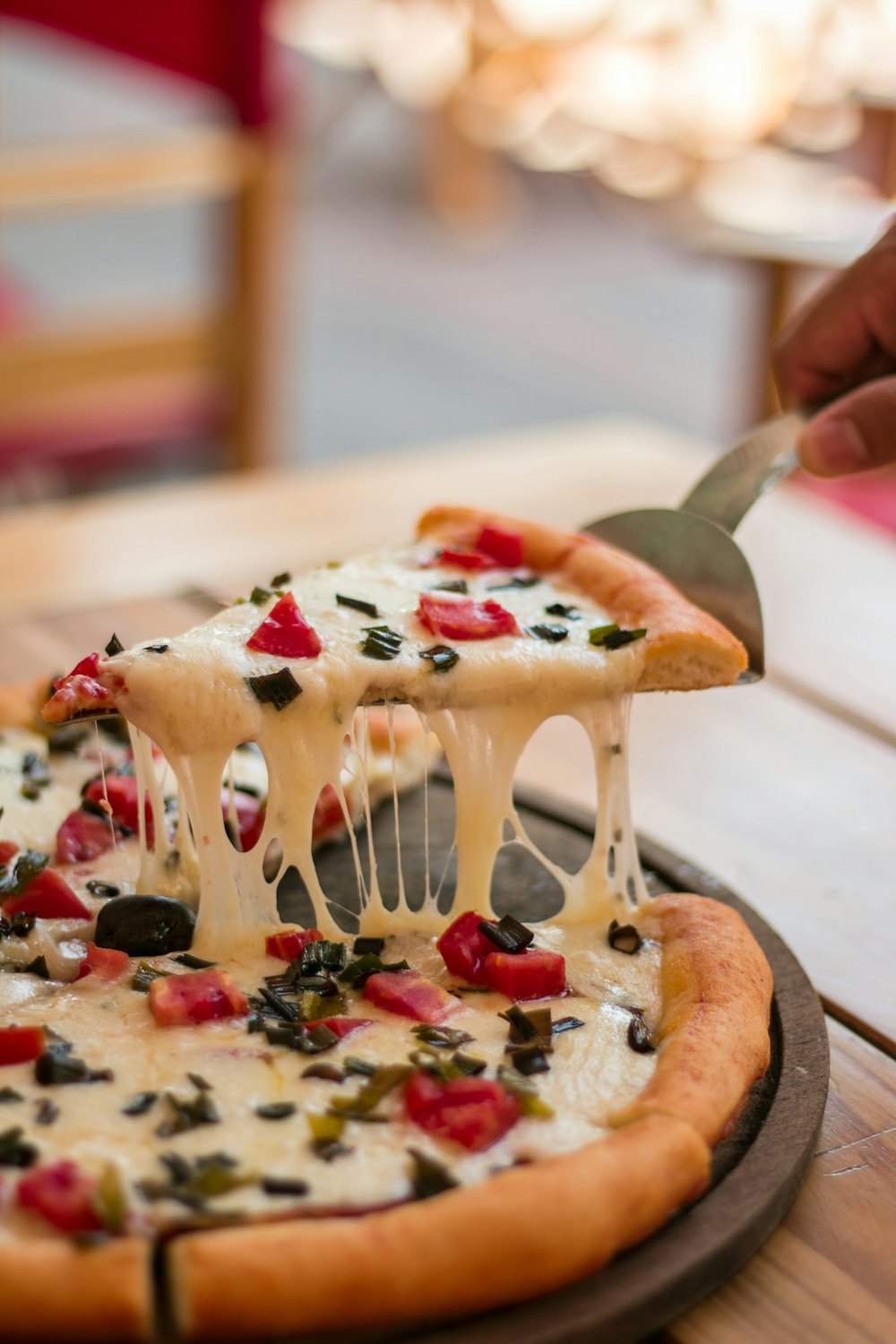 Pizza mit Käse (Beispielbild)